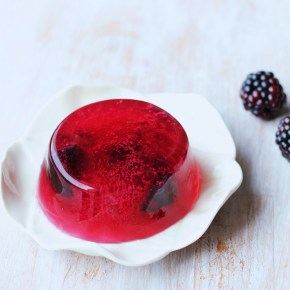 Pimm’s o’clock: Blackberry & Elderflower Pimm’s&nbsp;jellies