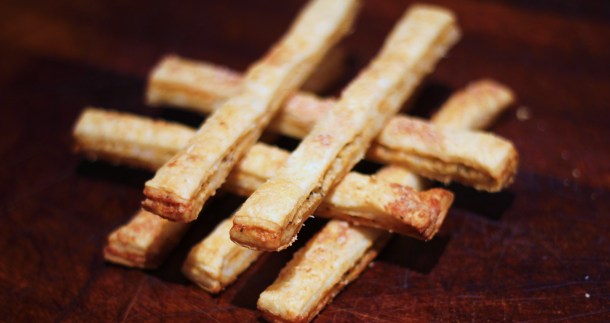 trufflecheesestraws3
