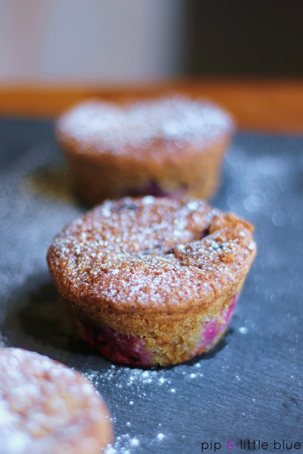 blackberrymarzipanmuffins2v2