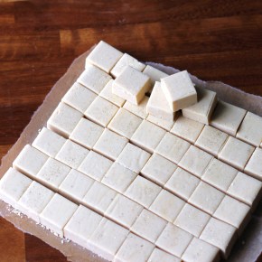 Rum & white chocolate&nbsp;fudge