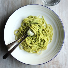 Creamy avocado pasta&nbsp;sauce